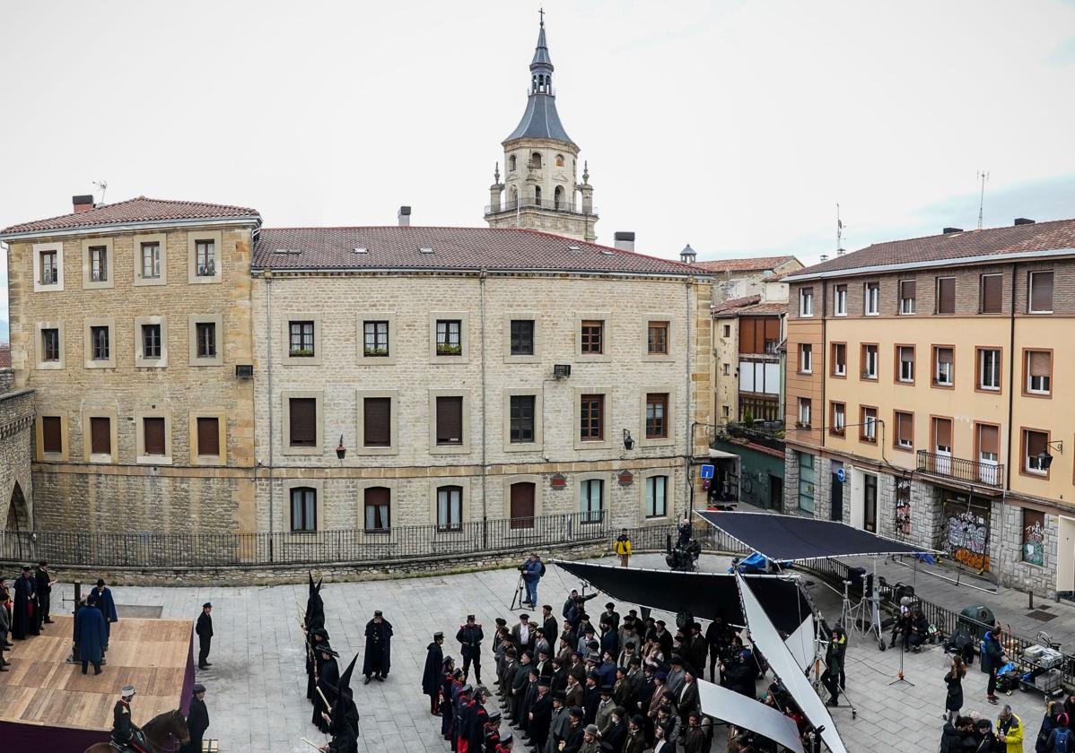 La alcaldesa de Vitoria también pide decidir sobre el uso cultural de las iglesias reformadas con dinero público
