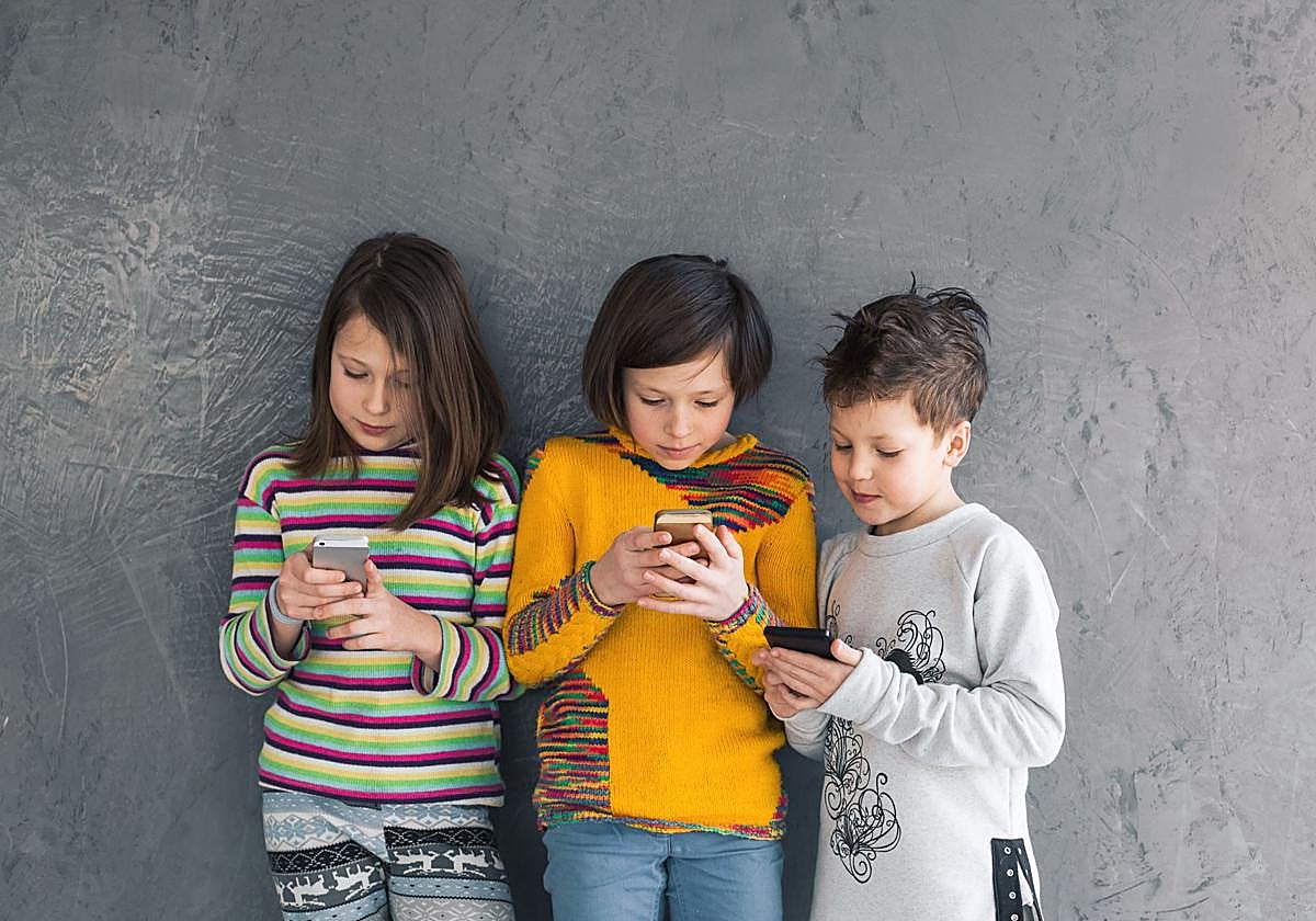 Australia, el primer país del mundo en prohibir las redes sociales a los menores