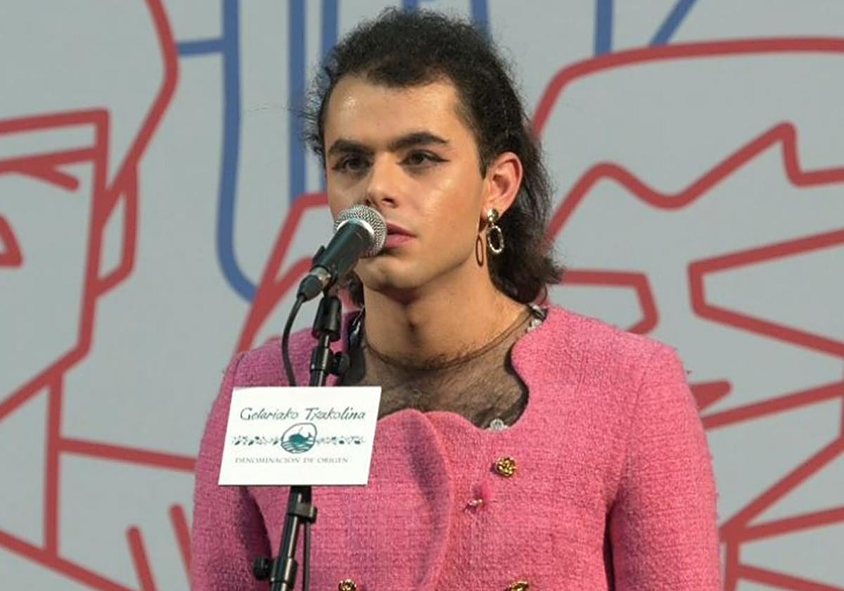 Aner Peritz se hace viral con sus bertsos dirigidos a quienes le hicieron 'bullying'