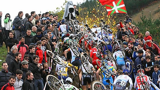 Regresa el ciclocross de Igorre, una dura prueba «solo superada por la Copa del Mundo»