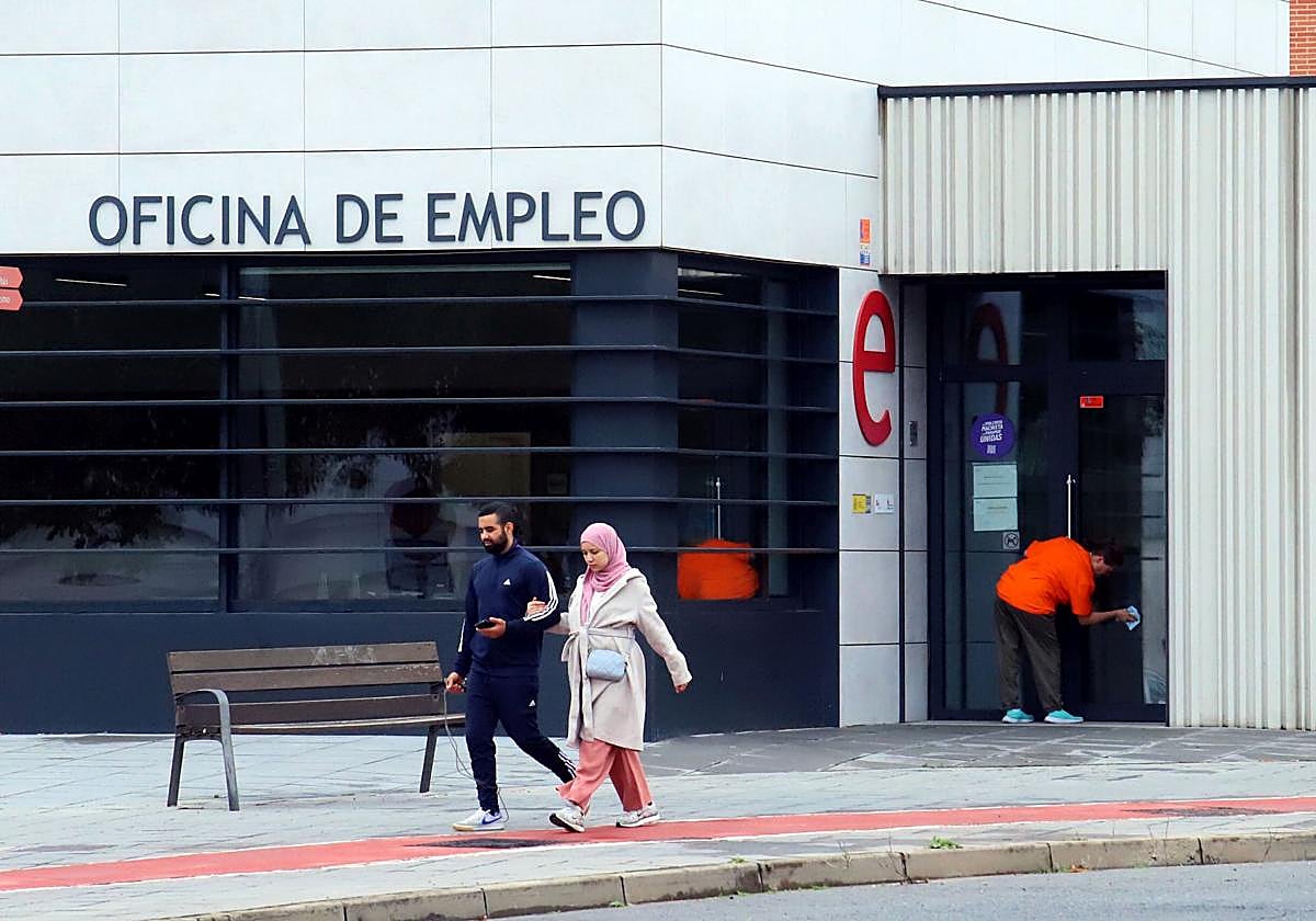 La oficina del Ecyl registra 30 demandantes menos que hace un año.