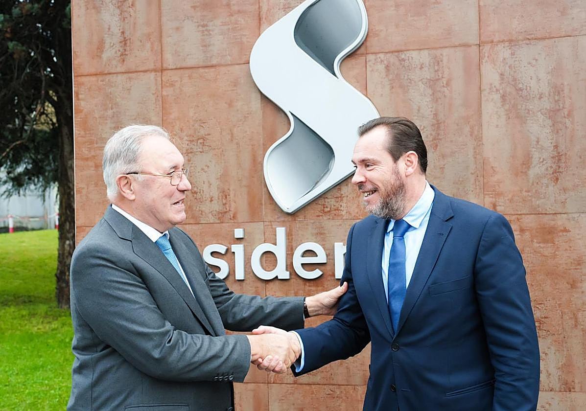 Óscar Puente visita Sidenor y da un espaldarazo a su intento de controlar Talgo