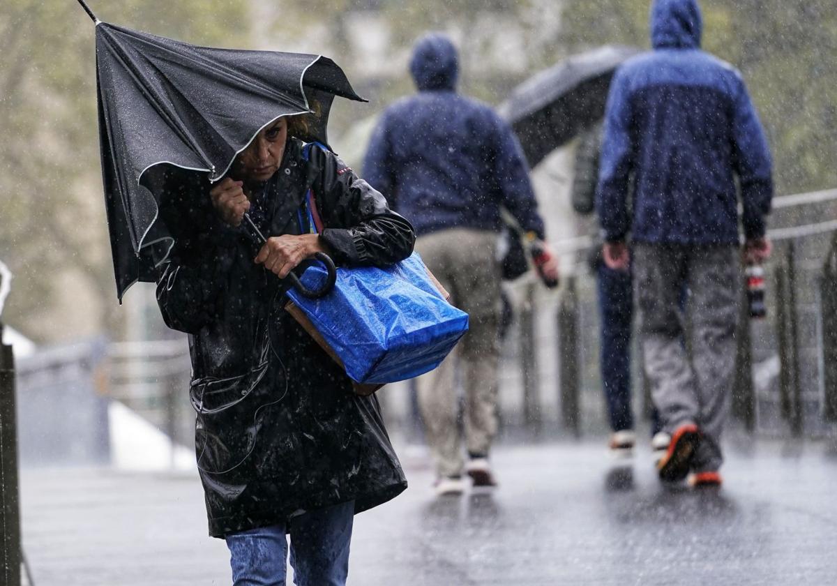 La Aemet alerta de la llegada a Euskadi del primer temporal de invierno: temperaturas gélidas, lluvia y nieve