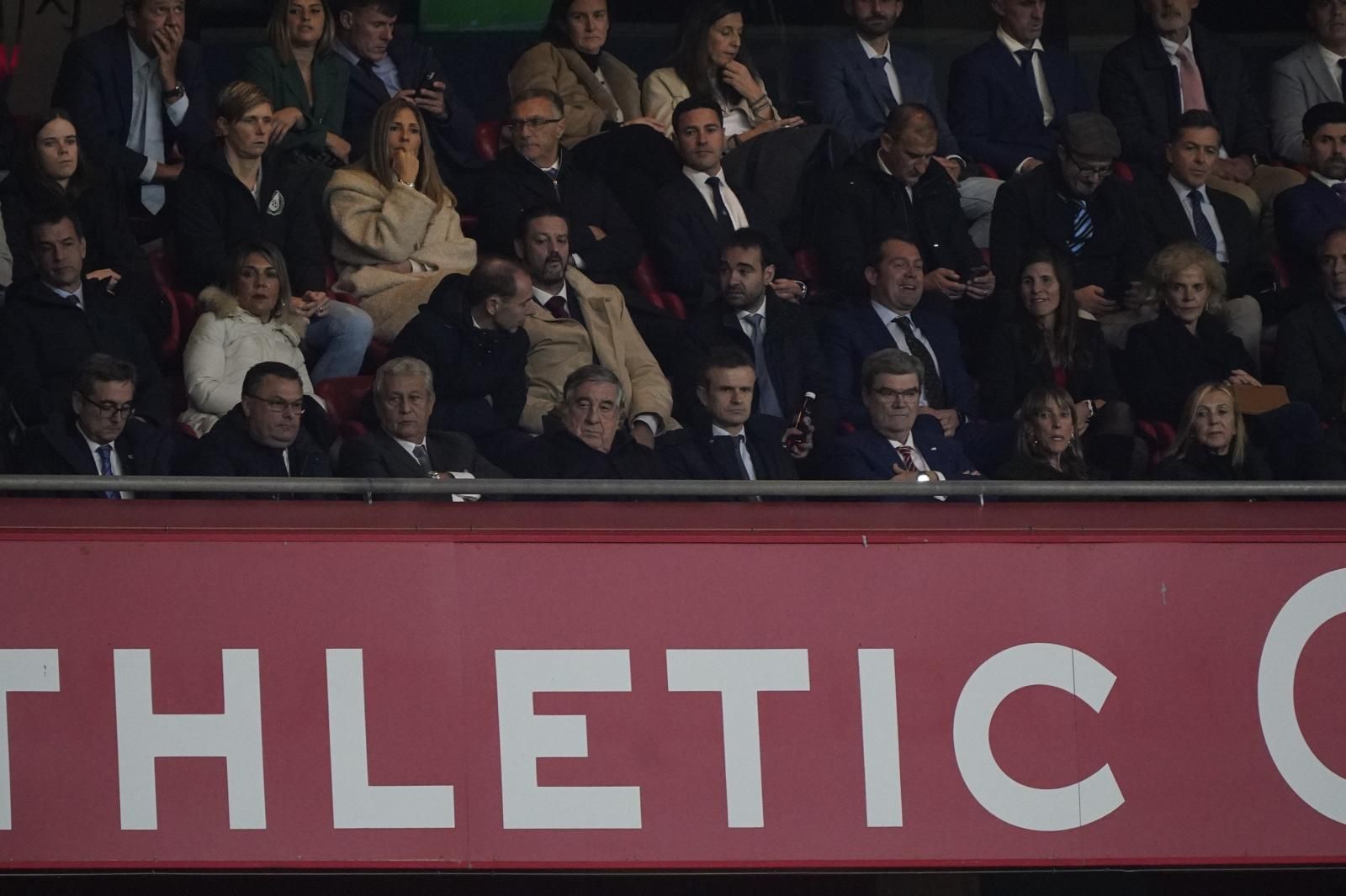 Uriarte, en el palco, en el partido contra el Madrid.