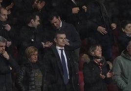 El presidente Jon Uriarte en el palco de San Mamés en el duelo ante el Villarreal.