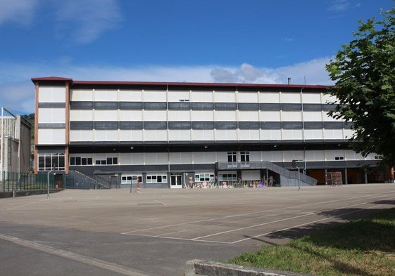 El colegio Mendiko tendrá una carpa de uso público en el patio.