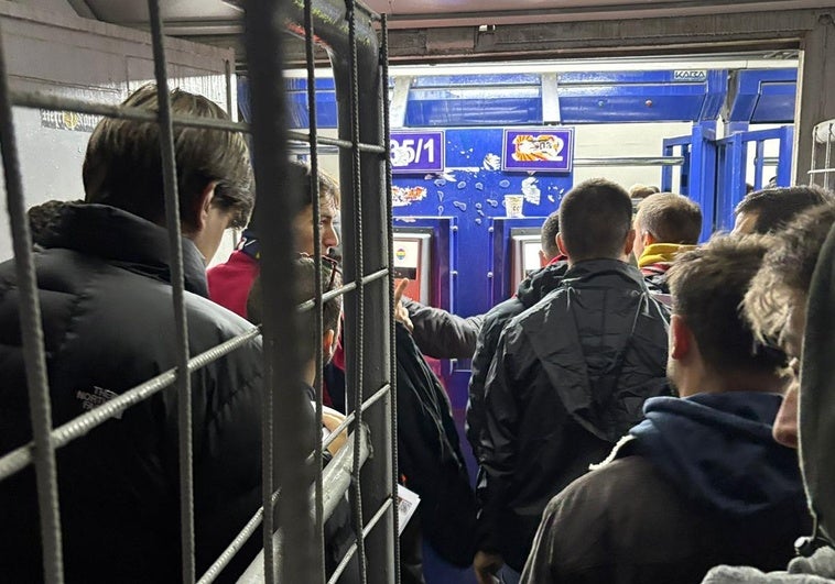 Indignación en el Athletic por el trato a la afición en los accesos al estadio del Fenerbahçe: «Es inaceptable»