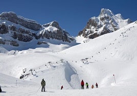 Llega la nieve a las estaciones de esquí: estas son las fechas de apertura de la temporada 2024/25