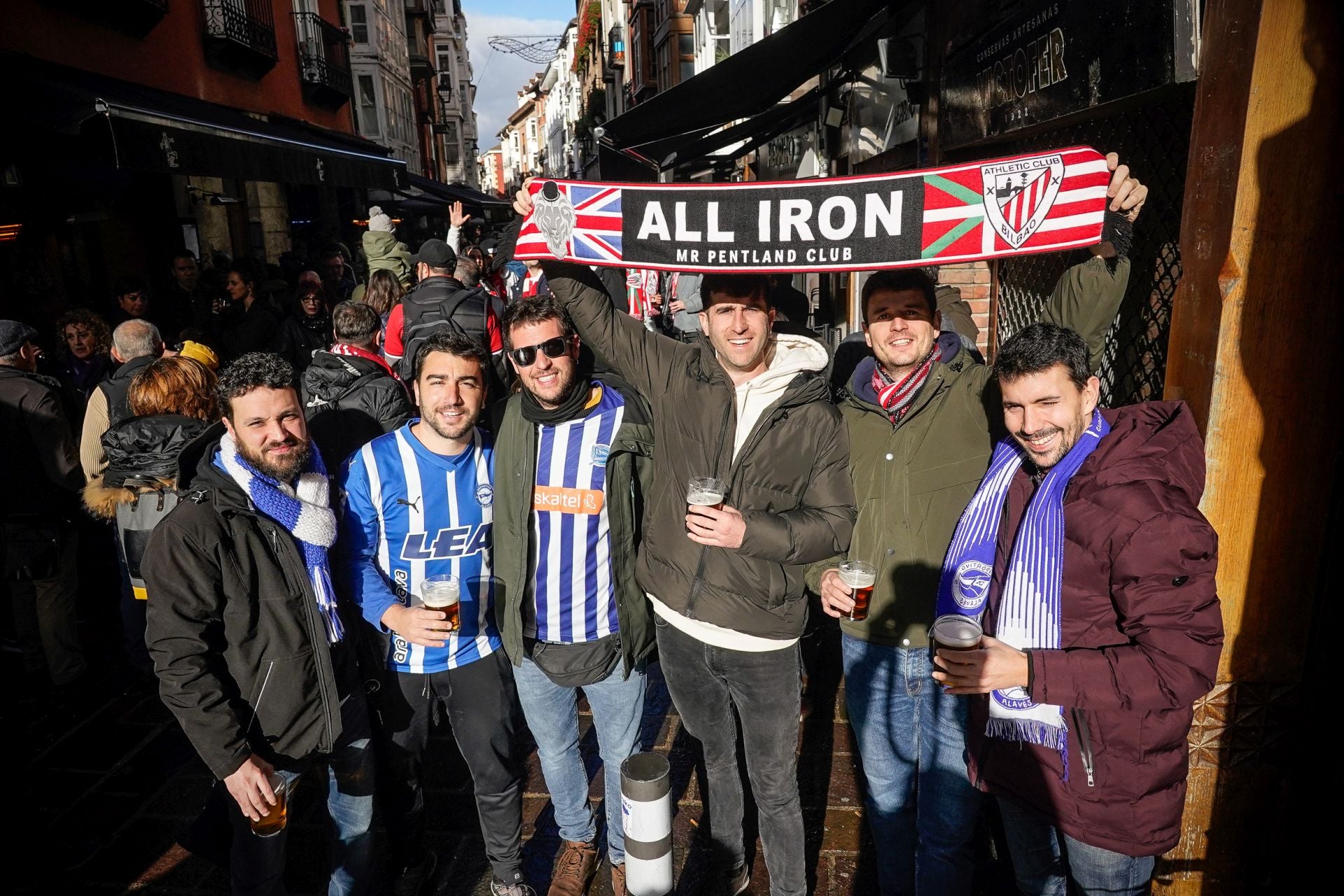 El ambiente previo del derbi