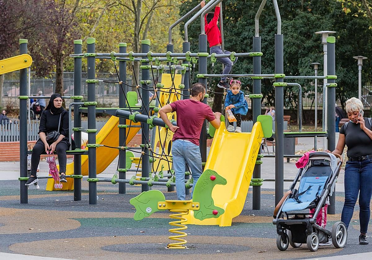 La población extranjera en Álava alcanza el 15,7%, el porcentaje más alto de las tres provincias vascas