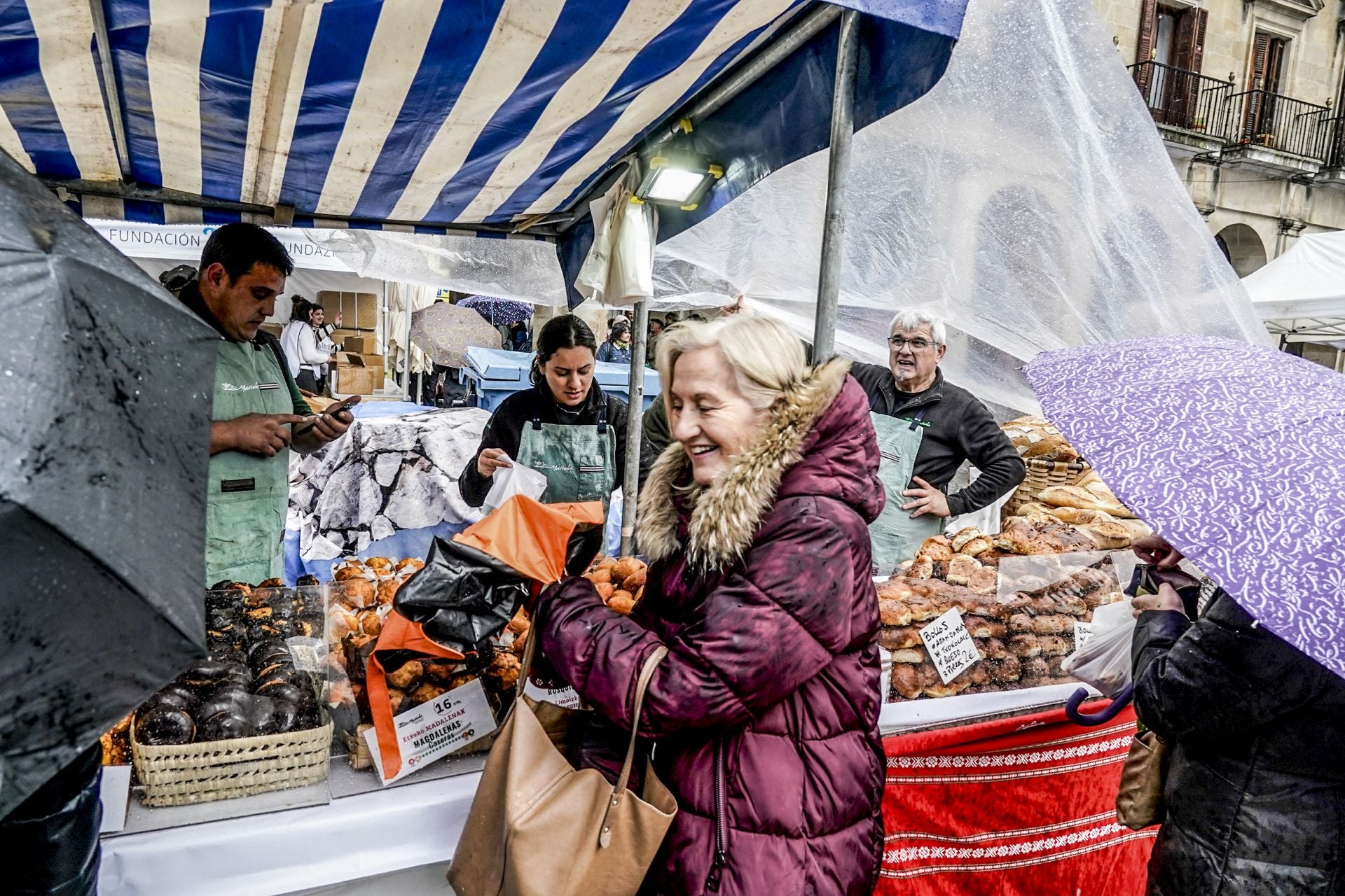 El Mercado de Navidad de Vitoria, en fotos