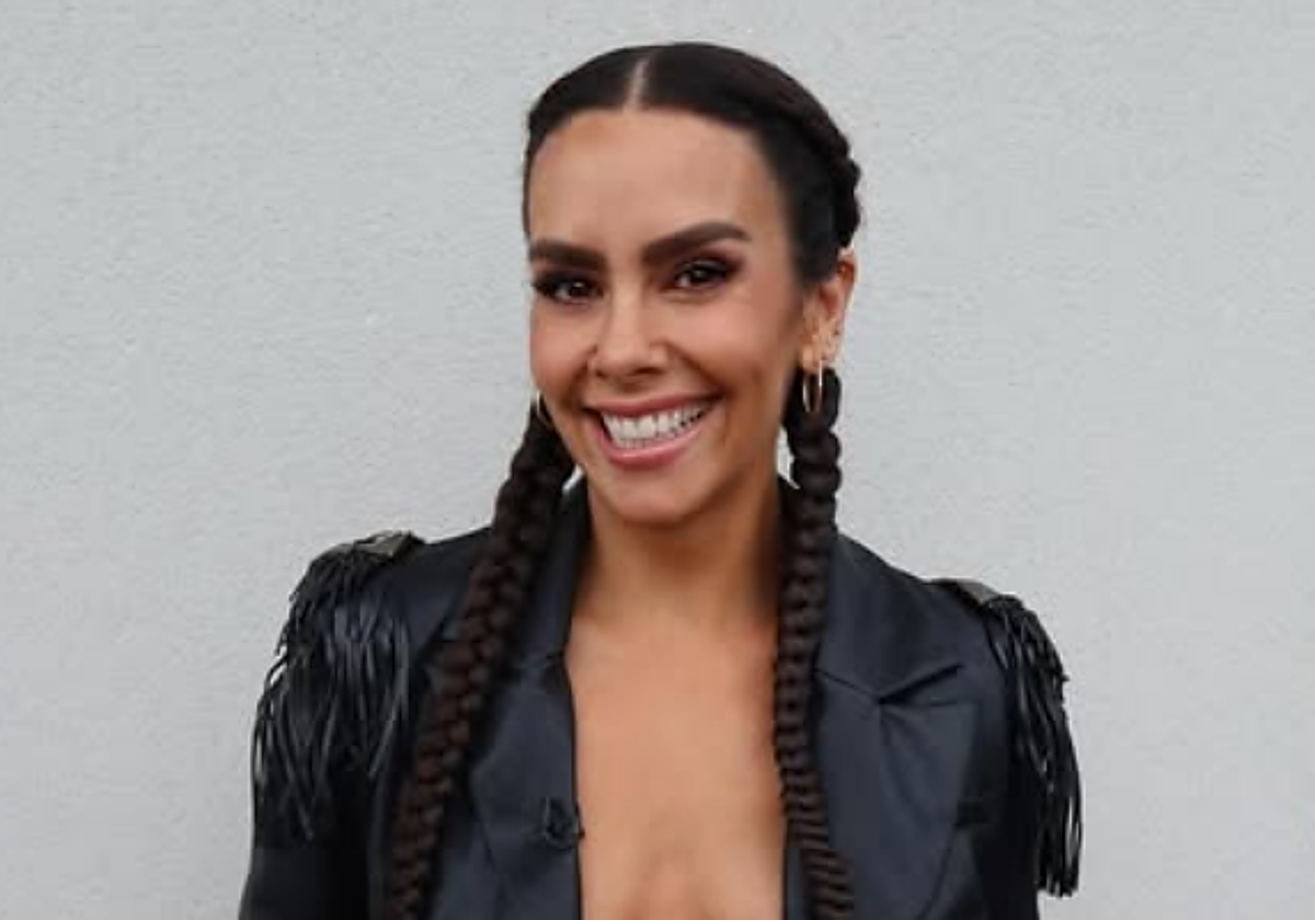 Ni el vestido ni las Campanadas: Cristina Pedroche pide «ayuda» por el problema que se le plantea en su visita a 'El Hormiguero'