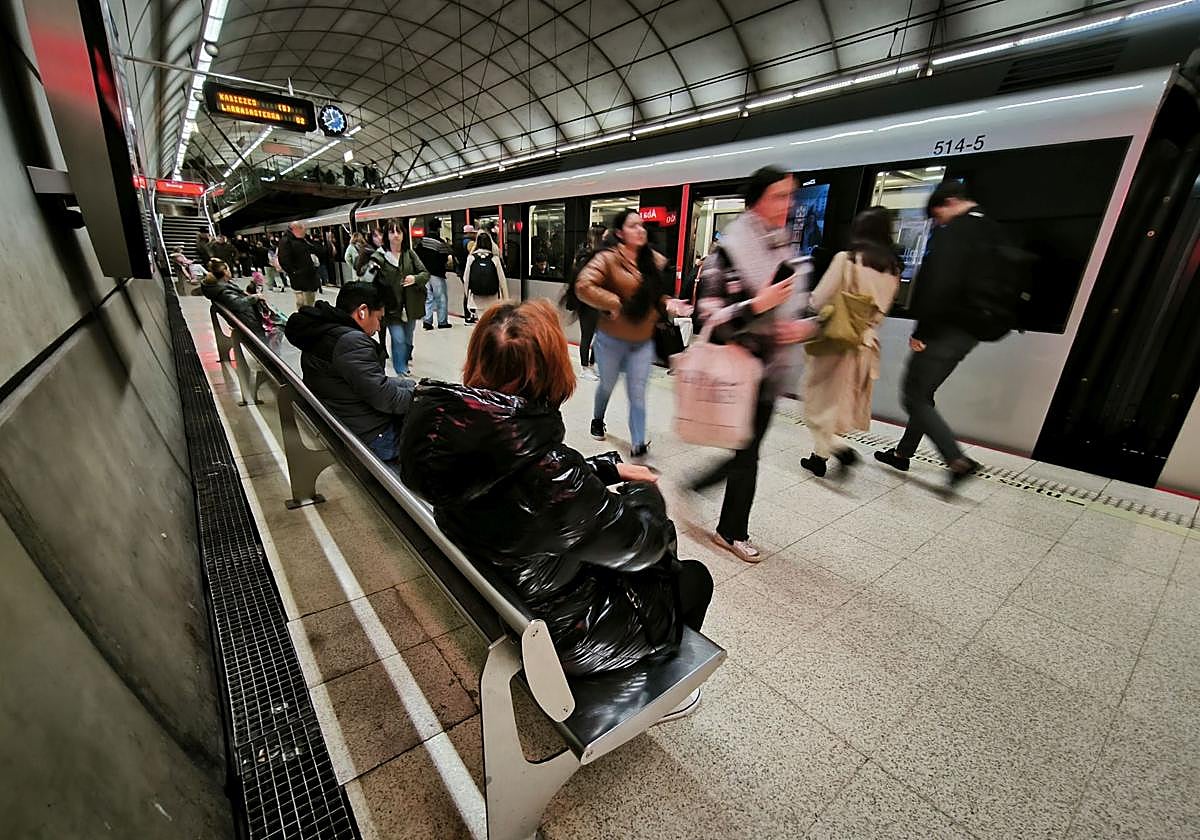 El Gobierno central prorrogará otros seis meses los descuentos del transporte público