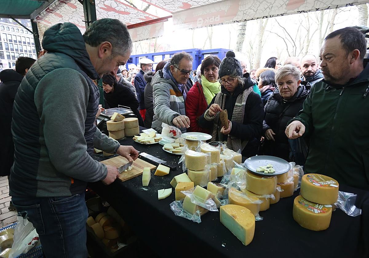 Estos han sido los precios de los productos de Santo Tomás