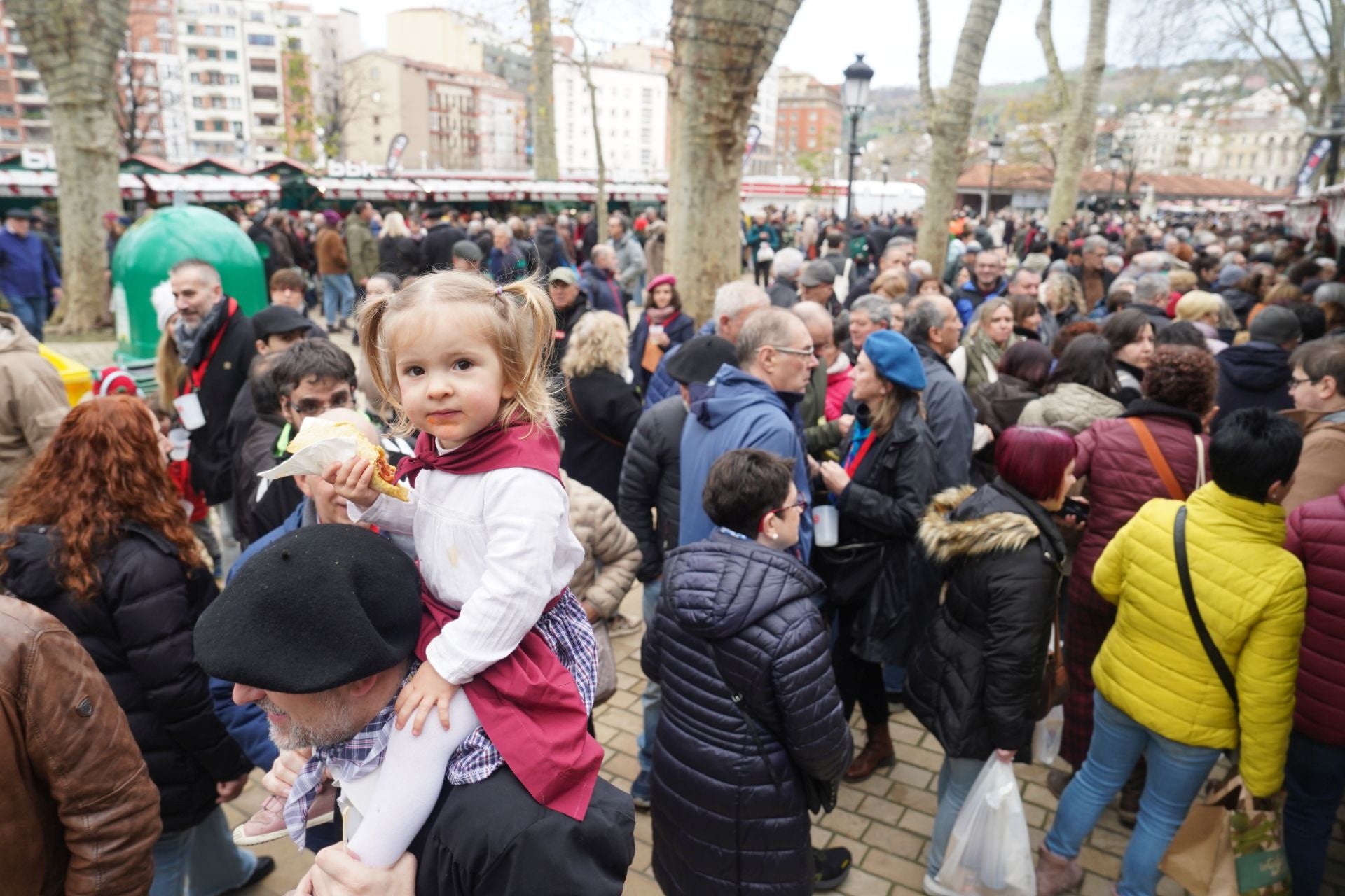 Las imágenes de la feria de Santo Tomás