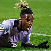 Nico al árbitro tras la inexistente falta que ha costado el 1-0 al Athletic: «¿Me la pitas a mí?»