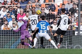 Así ha sido el gol de Carlos Martín que pone en ventaja al Alavés