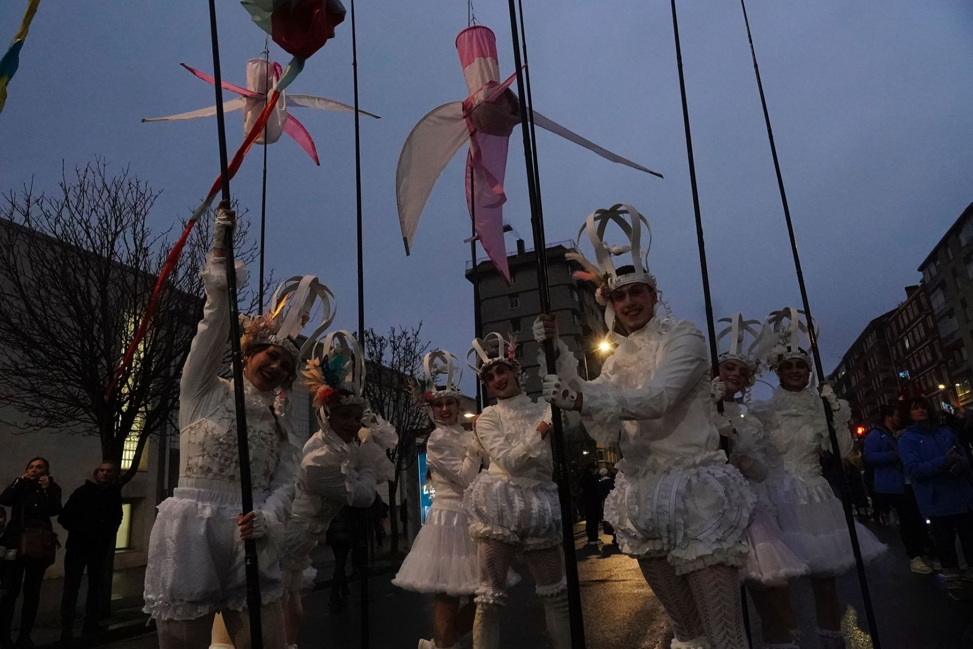 Las imágenes del desfile de Olentzero y Mari Domingi