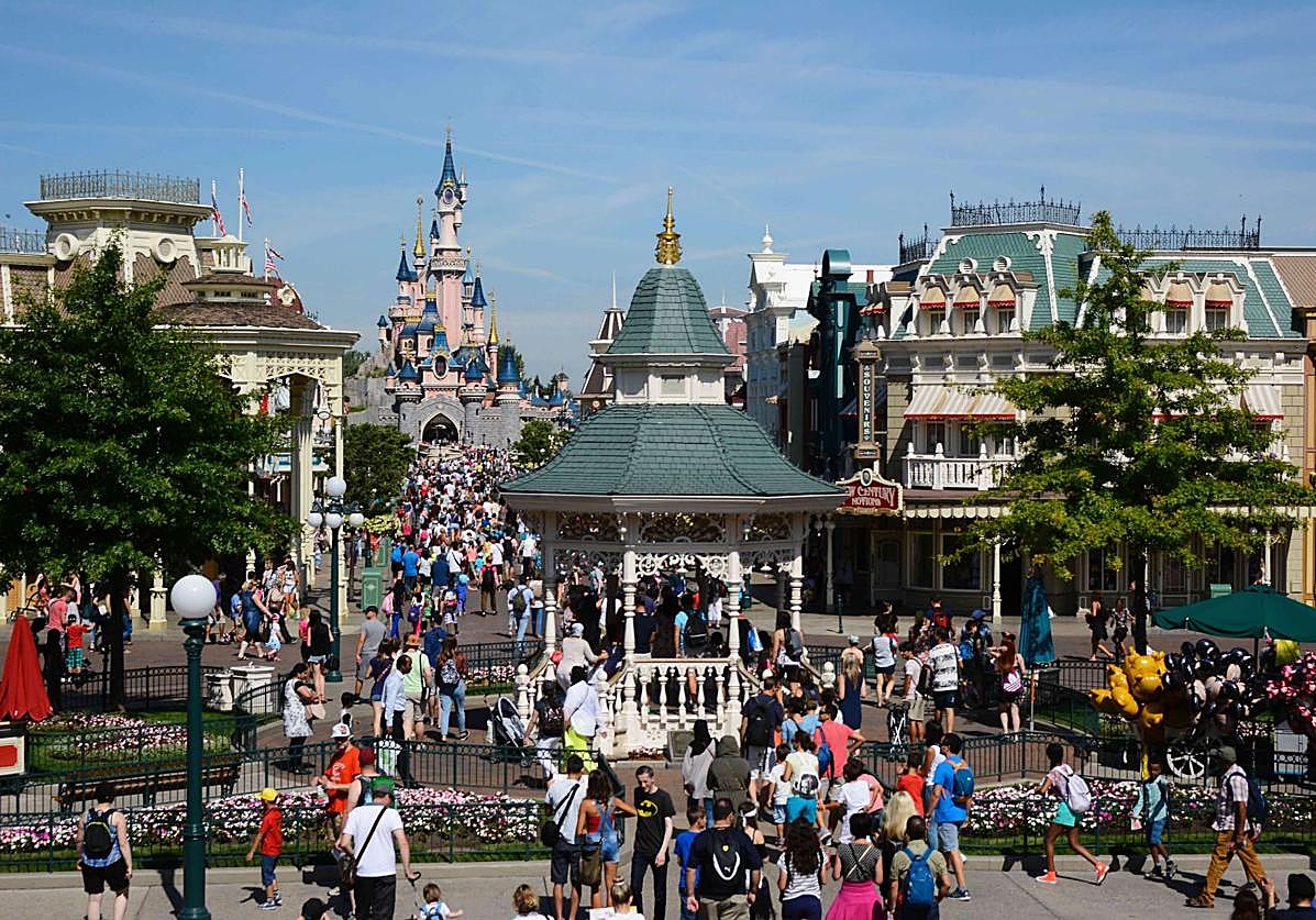 Imagen del parque temático Disneyland París, también conocido como Eurodisney.