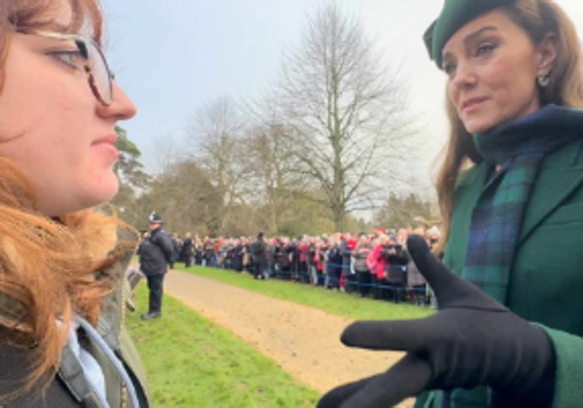 Kate Middleton, muy emocionada, al hablar sobre el cáncer con una joven en la misa de Navidad