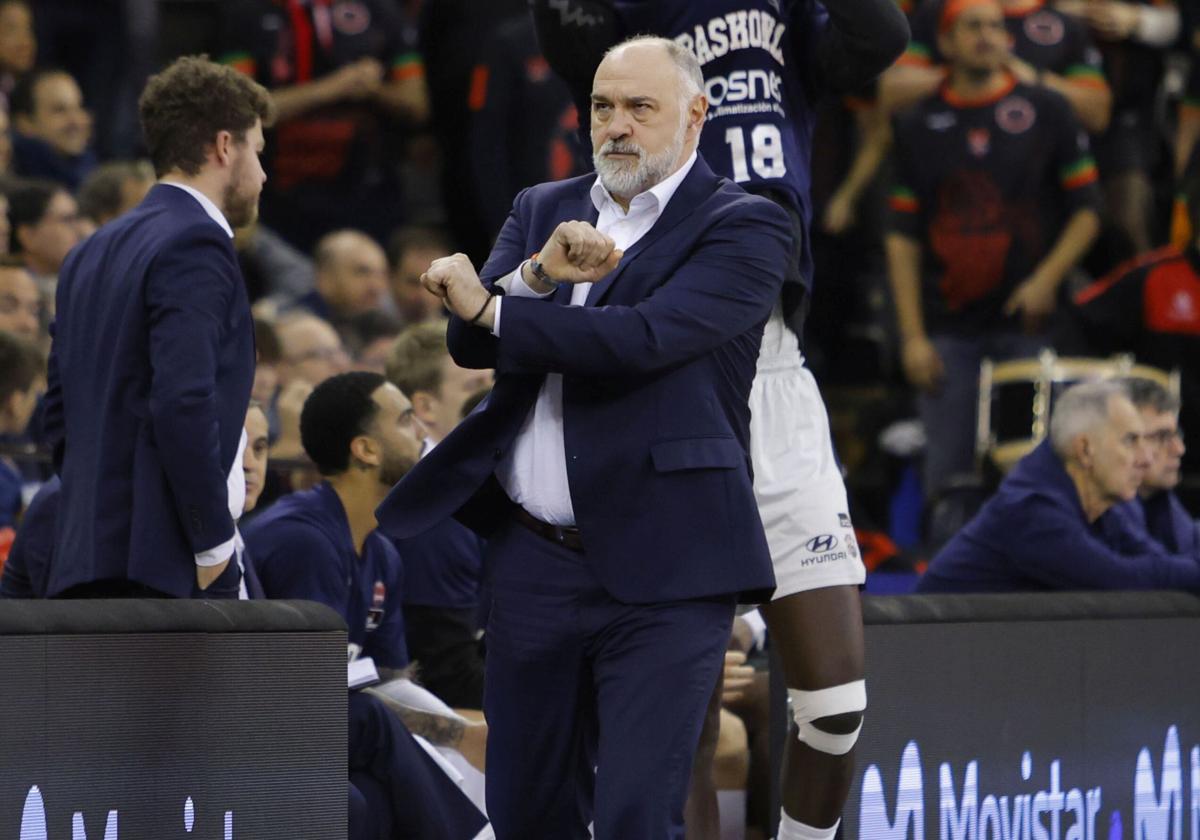 Laso pide un cambio en el partido ante el Granada.