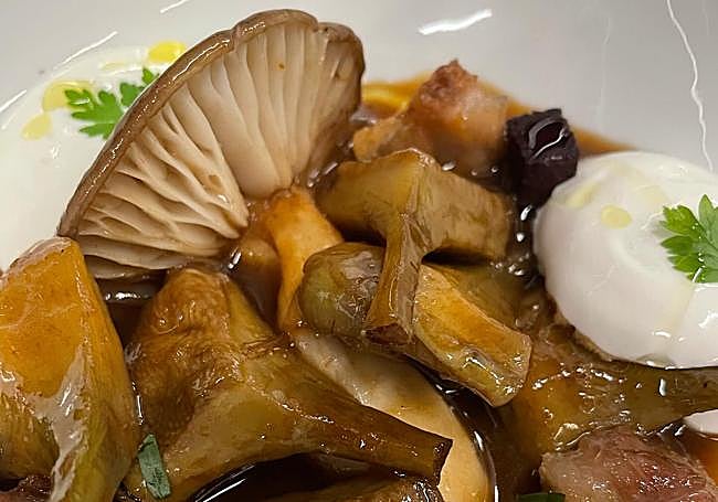 Alcachofas y llanegas negras.