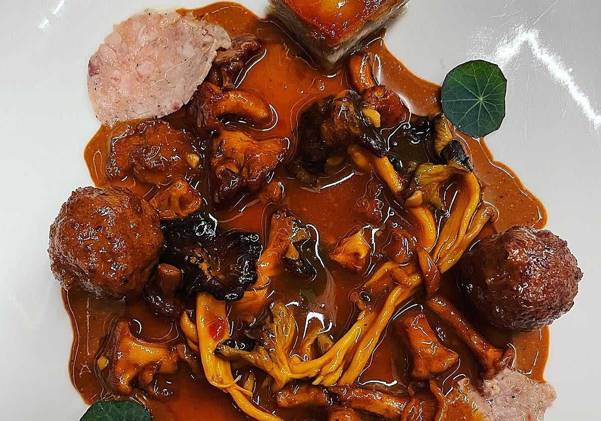 Latón de La Fueva, avellanas y angula de monte.