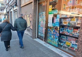 Vista del exterior del local donde se ha producido la agresión en Arrigorriaga.