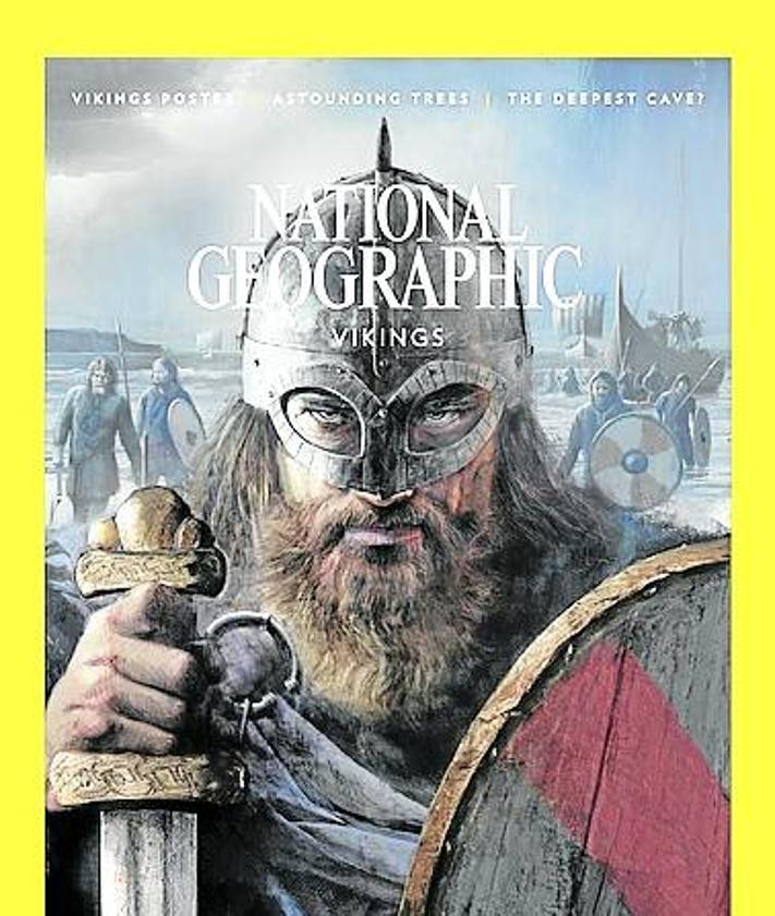 Imagen secundaria 2 - Parte de su trabajo sobre el Duomo de Florencia, con un recorrido histórico por varias cúpulas destacadas. Trabajando en su estudio de 'National Geographic' y una de sus portadas.