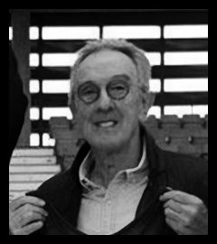 Imagen principal - Miembro del equipo que subió a Liga Nacional