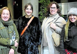 Susana Echevarria, Diana Castro, Esther Zabala y María Echebarria.