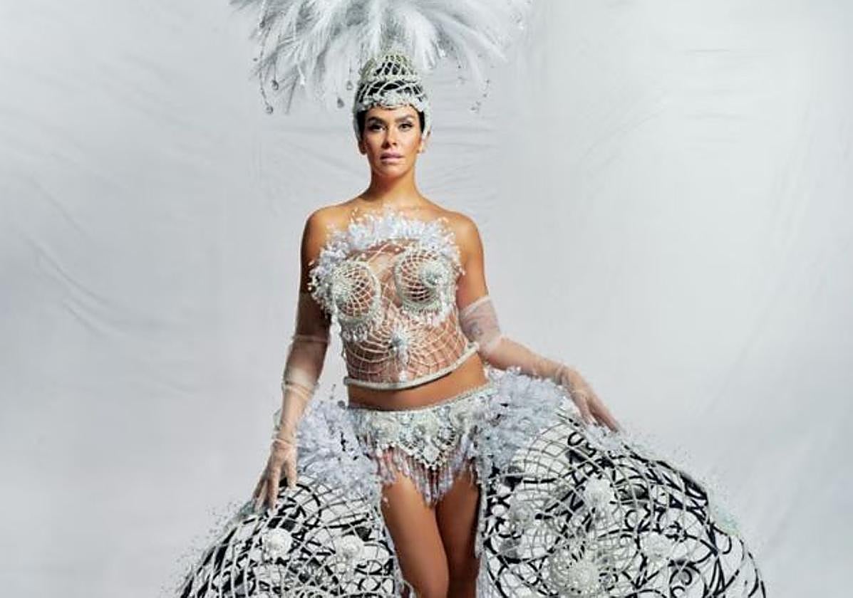 Así es el vestido de leche materna con el que Cristina Pedroche ha presentado las Campanadas 2025