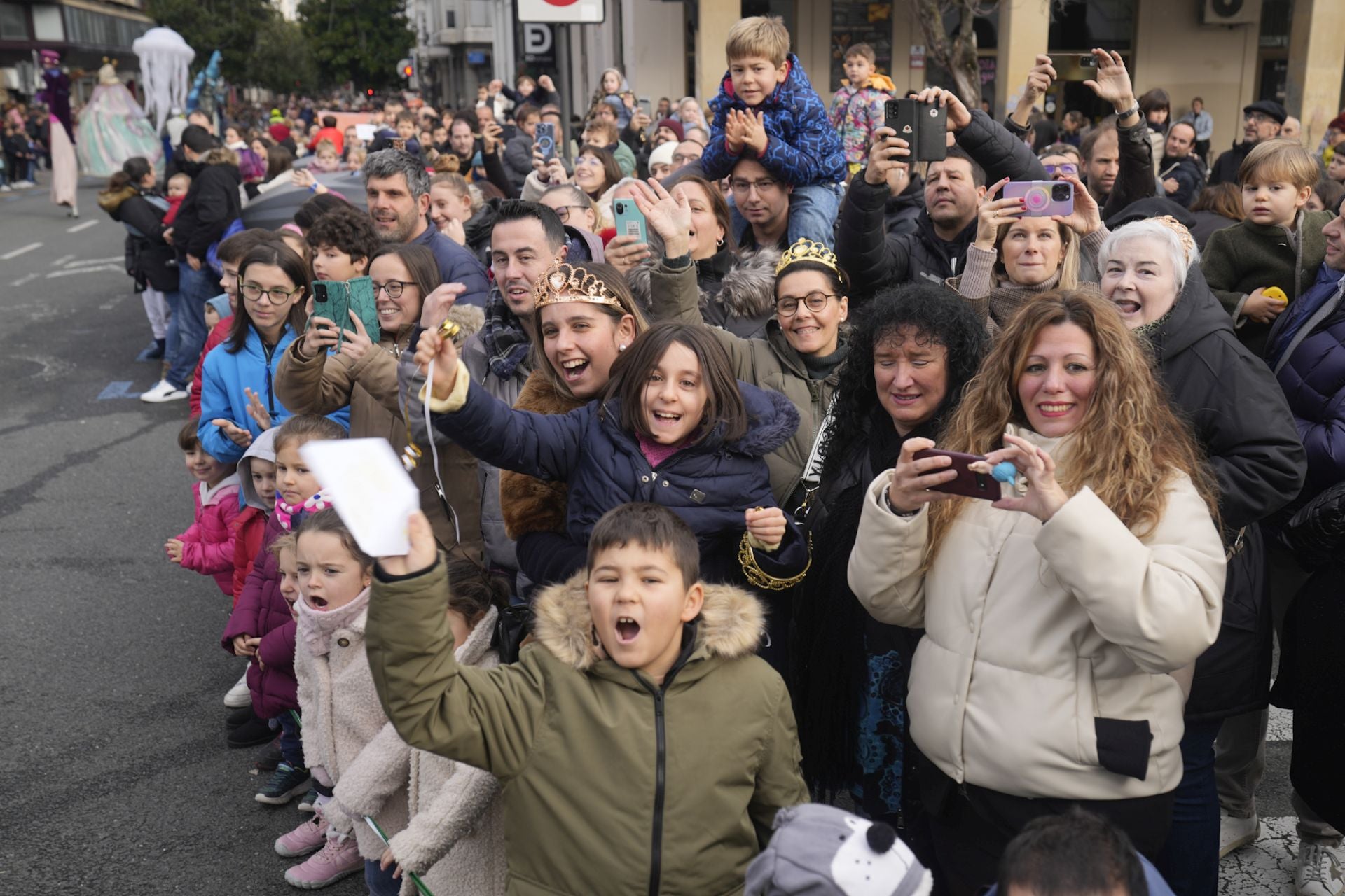 Las imágenes de la llegada de los Reyes Magos a Vitoria