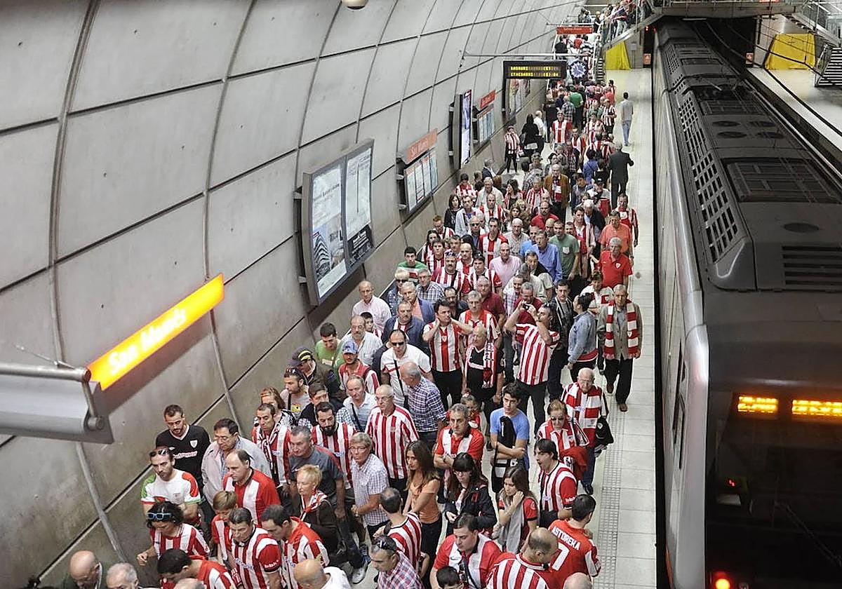 El día que el metro movilizó al mayor número de pasajeros de su historia