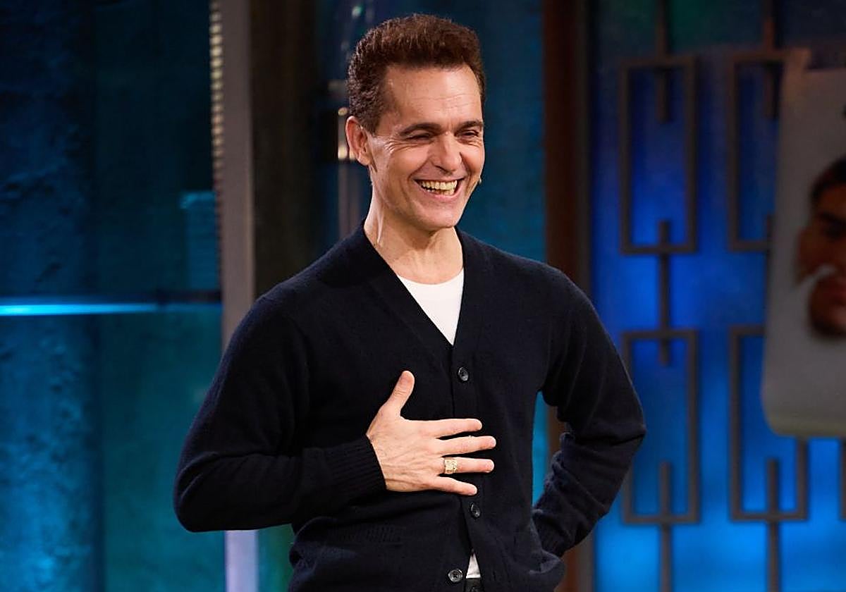 El actor Pedro Alonso se planta ante las preguntas clásicas de Broncano pero sorprende con el sexo tántrico