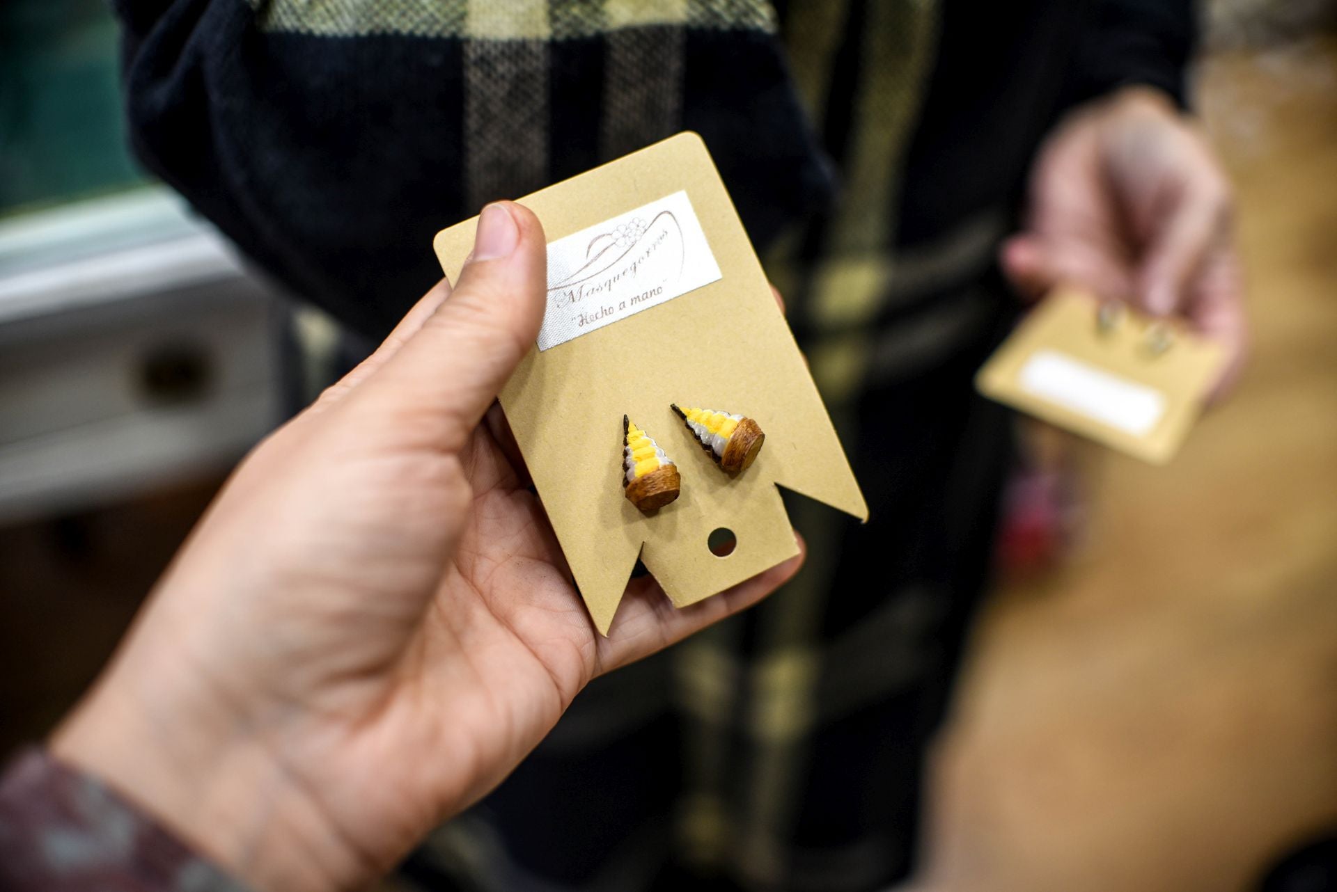 No es una pastelera pero se está hinchando a vender carolinas en Bilbao