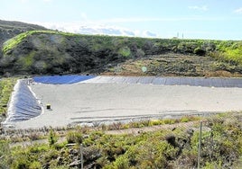 Las instalaciones del antiguo vertedero de Valdeaguilar están cerradas desde hace dos décadas en Oion.