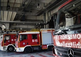 Desalojados varios vecinos por el incendio en un edificio de viviendas en Rekalde