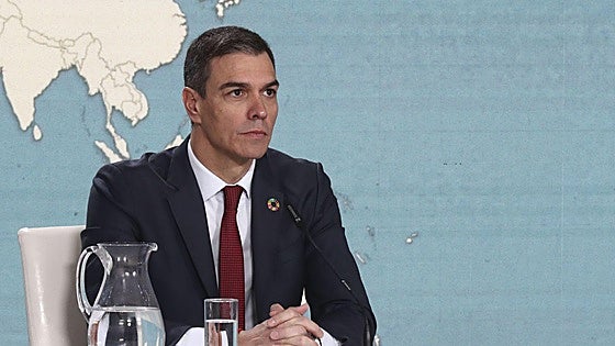 Sánchez ignora la historia de su partido