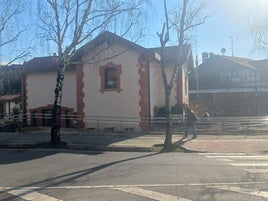 La cantina abrió ayer sus puertas tras varios meses de reforma.