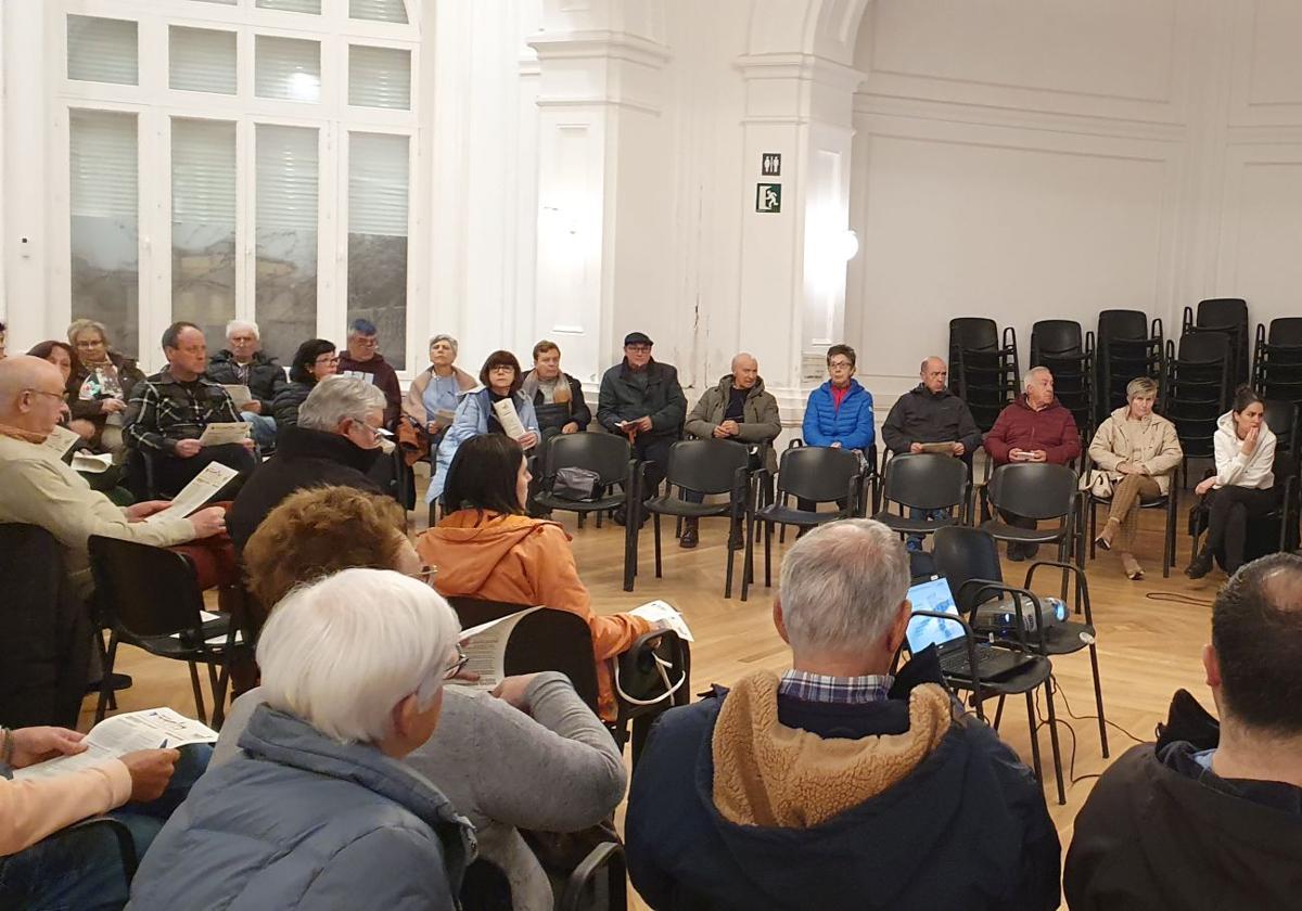 Las asambleas son uno de los Signos de identidad de la politica municipal llodiana.