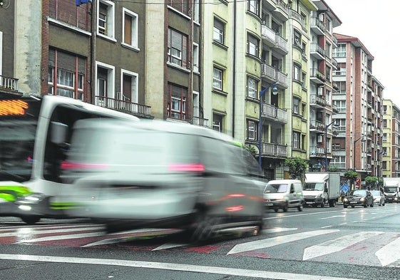 Sorpresa por el plan para limitar el paso de coches contaminantes en 7 pueblos de Bizkaia