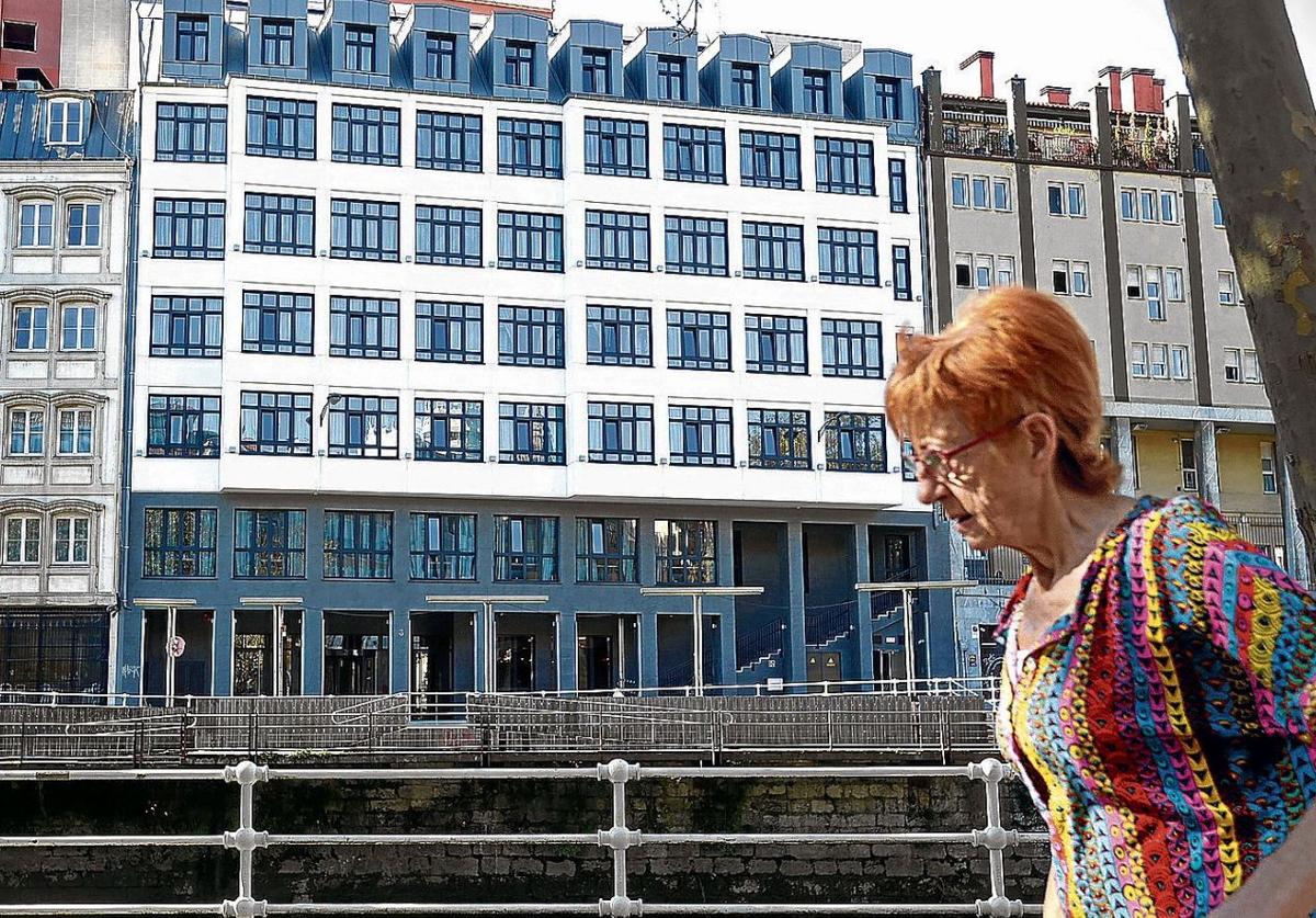 El Axel Hotel Bilbao, ubicado en el muelle de La Merced.