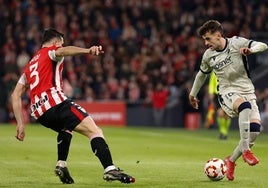 Tres jugadores que podían estar en el Athletic fabrican el primer gol de Osasuna