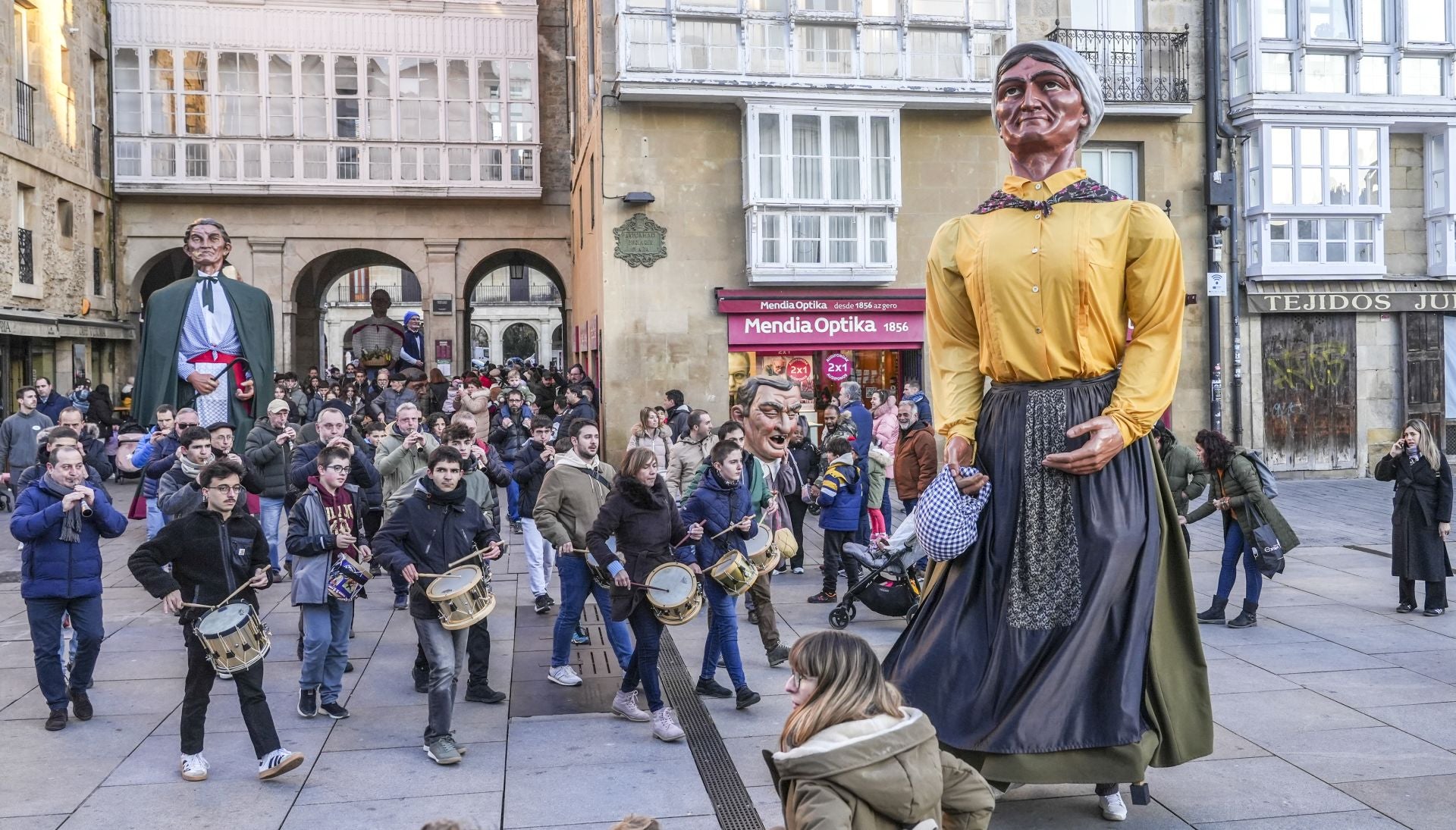 Las mejores imágenes de la celebración de San Antón en Vitoria