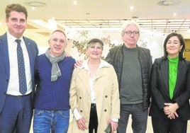 Álvaro Diaz-Munio, Sergio Etxebarria, Ana Álvarez, Txema Maura, Yolanda Diez y Jorge Aio.