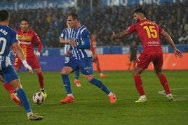 Kike García, durante el Alavés-Getafe de la pasada temporada.