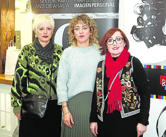 Feli Ortiz, Arantza Rouco y Ainhoa Calzada.