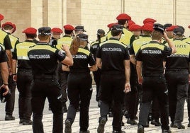 Una de las últimas promociones de policías en la Academia de Arkaute.