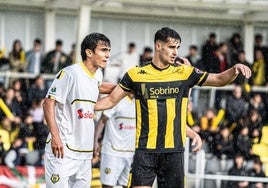 Mikel Montero y Gonzalo Zorrilla en un partido que enfrentó a ambos el curso pasado.